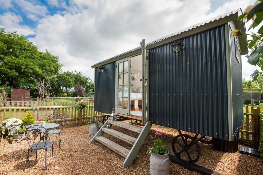 Dolly At Lowlands Ringwood Exterior foto